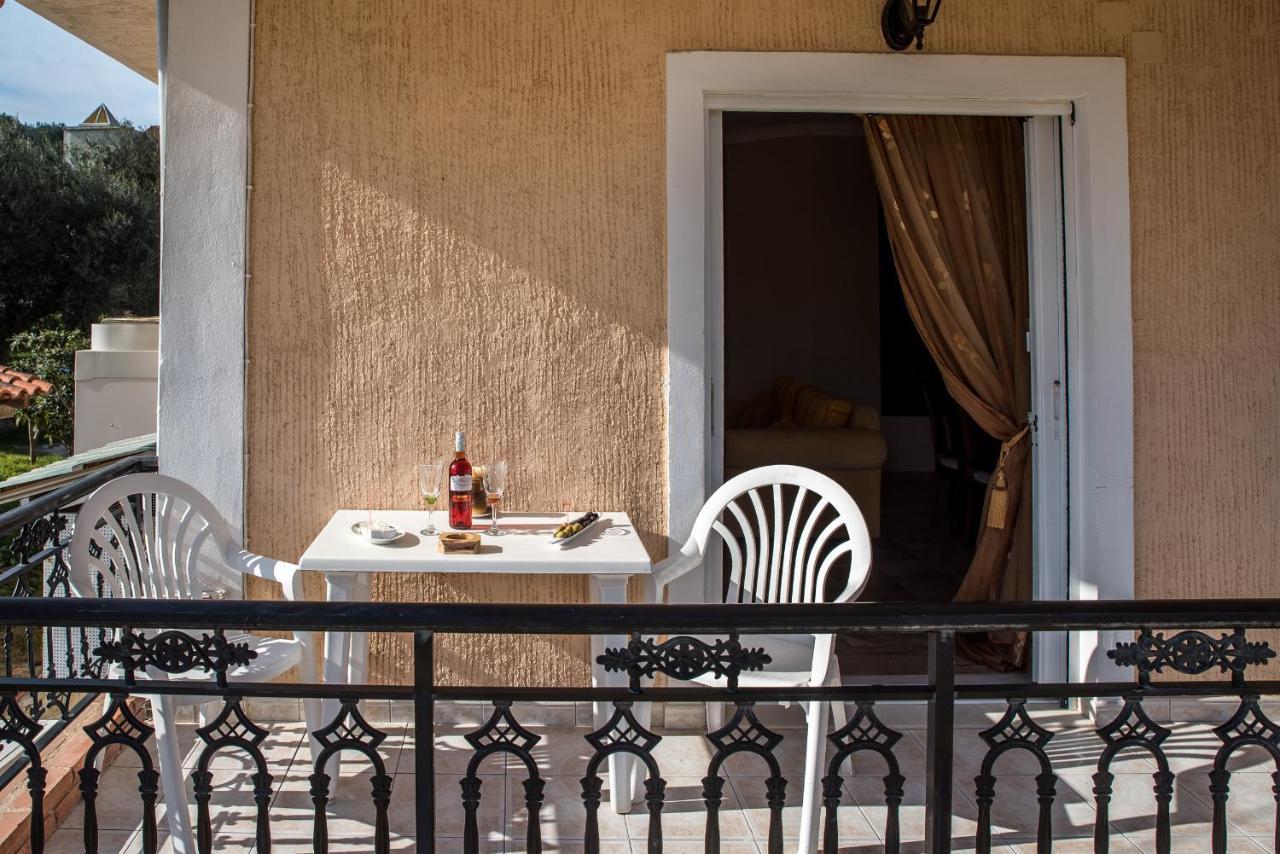 Paradise Bar Apartments Plános Dış mekan fotoğraf